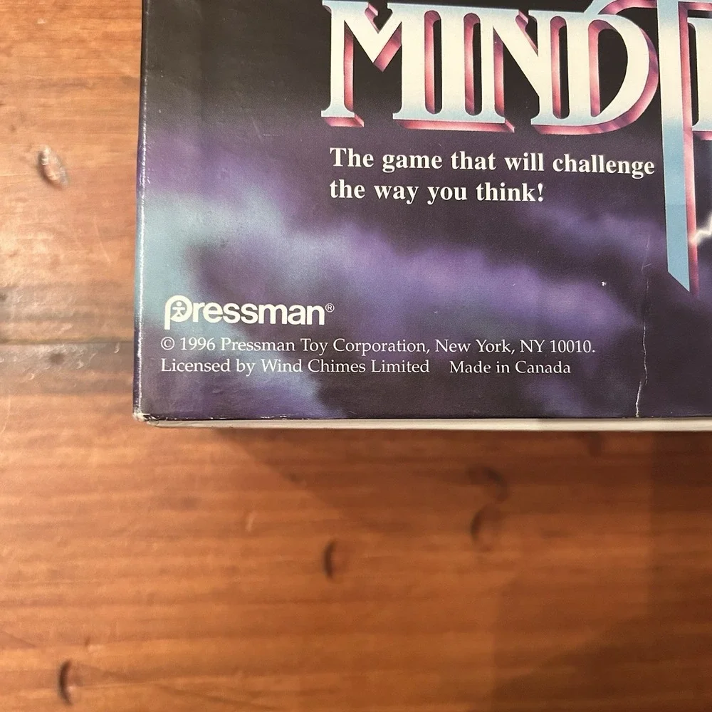 MindTrap Game (Pressman,‎ 1996) Puzzles Murder Mystery Pre Owned